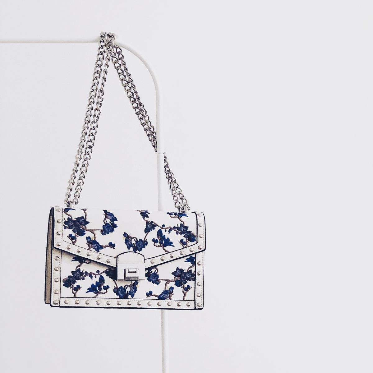 Chain Strap Mini Bag